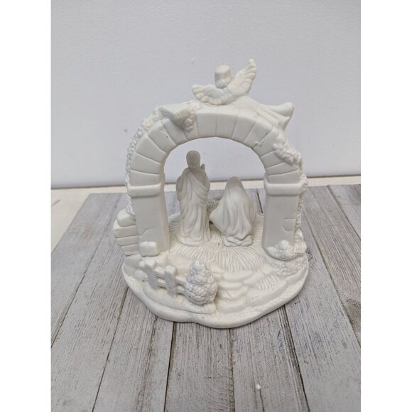 Musical Nativity Figurine Plays Silent Night Off White Bisque Holy Family 8” - Picture 5 of 8